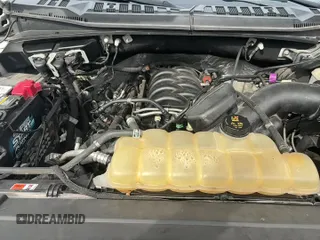 ✅ 2018 Ford F-150 XL • VIN: 1FTEW1E58JKF63303 • Lot: 95147215. Wystawiony na Copart z przebiegiem 124 525 mil. Bezpłatny archiwum sprzedaży aukcyjnych z USA i szczegółowy raport historii pojazdu na DreamBid. Zdjęcie 11.