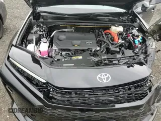 ✅ 2025 Toyota Crown XLE • VIN: JTDACAAJ7S3023494 • Lot: 67199195. Listed on Copart with 1,334 mi. Free auction sales archive from the USA and detailed vehicle history report at DreamBid. Image 15.