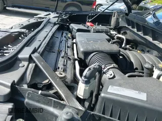 ✅ 2019 Chevrolet Silverado 1500 LT • VIN: 1GCPWCED9KZ164825 • Lot: 43743429. Wystawiony na IAAI z przebiegiem 87 529 mil. Bezpłatny archiwum sprzedaży aukcyjnych z USA i szczegółowy raport historii pojazdu na DreamBid. Zdjęcie 20.