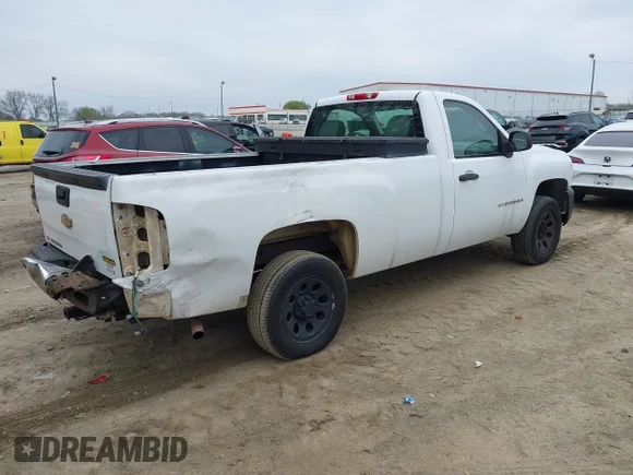 ✅ 2007 Chevrolet Silverado 1500 Work Truck • VIN: 1GCEC14CX7Z534829 • Лот: 44617343. Опубліковано раніше на IAAI з пробігом 318 520 миль. Безкоштовний доступ до архіву аукціонних продажів зі США та докладний звіт про історію автомобіля на DreamBid. Зображення 4.