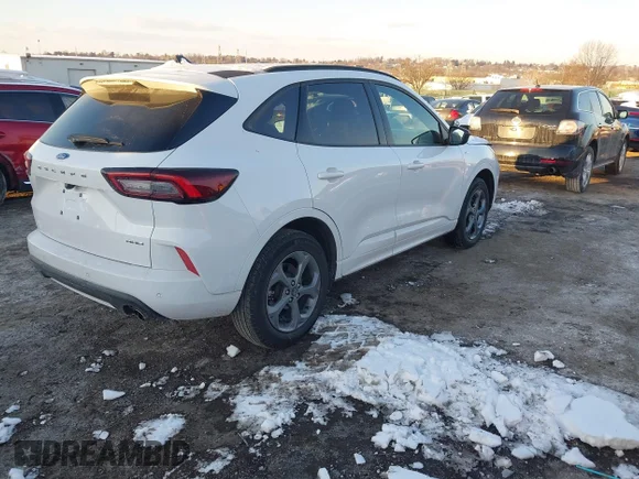 ✅ 2023 Ford Escape ST-Line • VIN: 1FMCU9MN1PUB28600 • Lot: 44257228. Listed on IAAI with 19,282 mi. Free auction sales archive from the USA and detailed vehicle history report at DreamBid. Image 4.