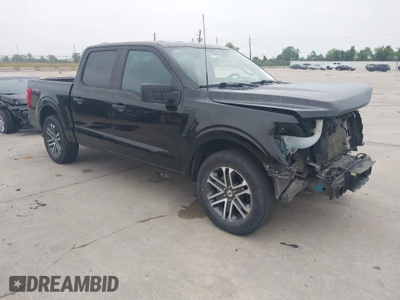 ✅ 2023 Ford F-150 XLT • VIN: 1FTEW1CP6PKF69310 • Лот: 45046404. Опубликован ранее на IAAI с пробегом 62 439 миль. Бесплатный доступ к архиву аукционных продаж из США и подробный отчёт об истории автомобиля на DreamBid. Изображение 1.