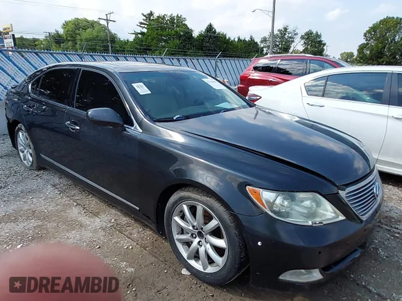✅ 2009 Lexus LS 460 L • VIN: JTHDL46F695000773 • Lot: 43118000. Wystawiony na IAAI z przebiegiem Nie podano. Bezpłatny archiwum sprzedaży aukcyjnych z USA i szczegółowy raport historii pojazdu na DreamBid. Zdjęcie 1.