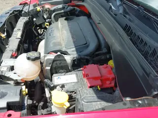 ✅ 2020 Jeep Renegade Sport • VIN: ZACNJAAB2LPL85873 • Лот: 42707099. Опубликован ранее на IAAI с пробегом 88 508 миль. Бесплатный доступ к архиву аукционных продаж из США и подробный отчёт об истории автомобиля на DreamBid. Изображение 19.