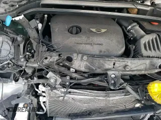 ✅ 2017 MINI Countryman Cooper • VIN: WMZYV5C39H3E02023 • Lot: 68326115. Wystawiony na Copart z przebiegiem 135 295 mil. Bezpłatny archiwum sprzedaży aukcyjnych z USA i szczegółowy raport historii pojazdu na DreamBid. Zdjęcie 14.