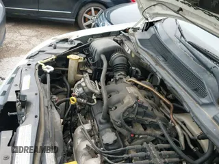 ✅ 2010 Chrysler Town & Country Touring • VIN: 2A4RR5D14AR133746 • Lot: 42116450. Listed on IAAI with 221,775 mi. Free auction sales archive from the USA and detailed vehicle history report at DreamBid. Image 14.