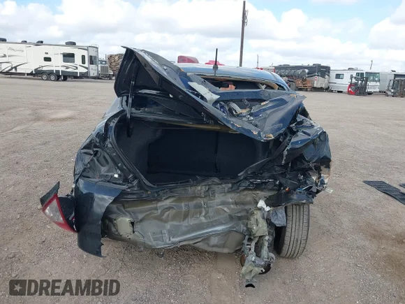 ✅ 2018 Nissan Versa S Plus • VIN: 3N1CN7AP5JL845677 • Lot: 44704909. Wystawiony na IAAI z przebiegiem Nie podano. Bezpłatny archiwum sprzedaży aukcyjnych z USA i szczegółowy raport historii pojazdu na DreamBid. Zdjęcie 6.