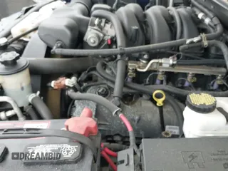 ✅ 2010 Ford Explorer XLT • VIN: 1FMEU7D8XAUA09684 • Lot: 42254360. Wystawiony na IAAI z przebiegiem 106 736 mil. Bezpłatny archiwum sprzedaży aukcyjnych z USA i szczegółowy raport historii pojazdu na DreamBid. Zdjęcie 19.