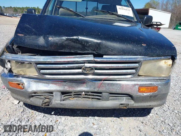 ✅ 1995 Toyota T100 DX • VIN: JT4VD12E3S0008895 • Lot: 44416112. Wystawiony na IAAI z przebiegiem 309 334 mil. Bezpłatny archiwum sprzedaży aukcyjnych z USA i szczegółowy raport historii pojazdu na DreamBid. Zdjęcie 6.