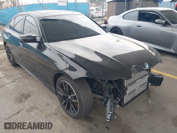 ✅ 2024 BMW 3 Series M340i • VIN: 3MW49FS02R8D89781 • Lot: 44775052. Listed on IAAI with 17,179 mi. Free auction sales archive from the USA and detailed vehicle history report at DreamBid. Image 1.