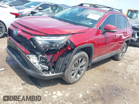 ✅ 2024 Toyota RAV4 Hybrid XLE Premium • VIN: 4T3B6RFV1RU157916 • Lot: 42368567. Wystawiony na IAAI z przebiegiem 14 304 mil. Bezpłatny archiwum sprzedaży aukcyjnych z USA i szczegółowy raport historii pojazdu na DreamBid. Zdjęcie 2.