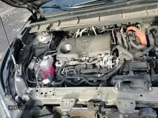 ✅ 2021 Toyota Highlander Hybrid XLE • VIN: 5TDGBRCH4MS533244 • Лот: 84295475. Опубликован ранее на Copart с пробегом 76 546 миль. Бесплатный доступ к архиву аукционных продаж из США и подробный отчёт об истории автомобиля на DreamBid. Изображение 13.