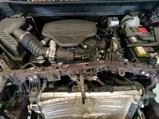 ✅ 2021 GMC Acadia Denali • VIN: 1GKKNXLS0MZ109886 • Lot: 93042625. Listed on Copart with 104,520 mi. Free auction sales archive from the USA and detailed vehicle history report at DreamBid. Image 14.