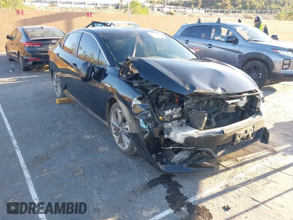 ✅ 2019 Honda Clarity Touring • VIN: JHMZC5F37KC002549 • Лот: 44561649. Опубликован ранее на IAAI с пробегом 109 452 миль. Бесплатный доступ к архиву аукционных продаж из США и подробный отчёт об истории автомобиля на DreamBid. Изображение 1.