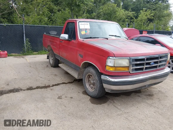 ✅ 1992 Ford F-150 • VIN: 1FTDF15N4NNA61517 • Lot: 45413544. Wystawiony na IAAI z przebiegiem 1 231 028 mil. Bezpłatny archiwum sprzedaży aukcyjnych z USA i szczegółowy raport historii pojazdu na DreamBid. Zdjęcie 1.