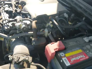 2022 Toyota Camry SE z VIN 4T1G11AK6NU058515, wystawiony jako IAAI lot #43327981 z przebiegiem 52 656 mil mil oraz . Historia ofert i sprzedaży dostępna na DreamBid. Obrazek 19.