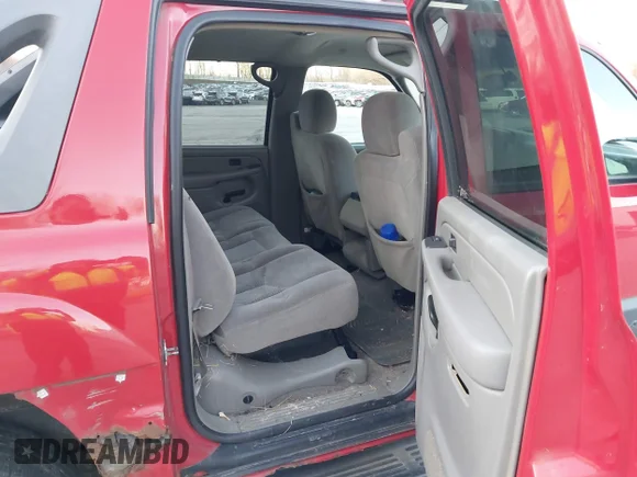 ✅ 2005 Chevrolet Avalanche Z71 • VIN: 3GNEK12Z35G291864 • Lot: 44553558. Wystawiony na IAAI z przebiegiem Nie podano. Bezpłatny archiwum sprzedaży aukcyjnych z USA i szczegółowy raport historii pojazdu na DreamBid. Zdjęcie 8.