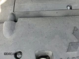 ✅ 2021 Mitsubishi Outlander ES • VIN: JA4ARUAU9MU020016 • Lot: 87000005. Wystawiony na Copart z przebiegiem 119 570 mil. Bezpłatny archiwum sprzedaży aukcyjnych z USA i szczegółowy raport historii pojazdu na DreamBid. Zdjęcie 14.