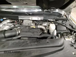 ✅ 2019 Chevrolet Silverado 2500HD Work Truck • VIN: 1GC1KREY8KF140119 • Lot: 87234585. Wystawiony na Copart z przebiegiem 134 169 mil. Bezpłatny archiwum sprzedaży aukcyjnych z USA i szczegółowy raport historii pojazdu na DreamBid. Zdjęcie 13.