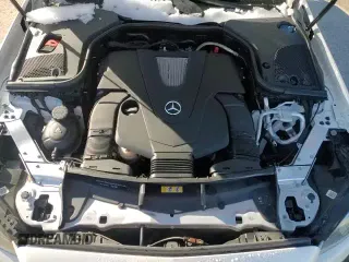 ✅ 2018 Mercedes-Benz E 400 • VIN: WDD1K6FB6JF039951 • Lot: 41745665. Listed on Copart with 57,982 mi. Free auction sales archive from the USA and detailed vehicle history report at DreamBid. Image 12.