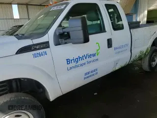 ✅ 2016 Ford F-350 Lariat • VIN: 1FT8X3B6XGEB64810 • Lot: 73551014. Listed on Copart with 93,640 mi. Free auction sales archive from the USA and detailed vehicle history report at DreamBid. Image 13.