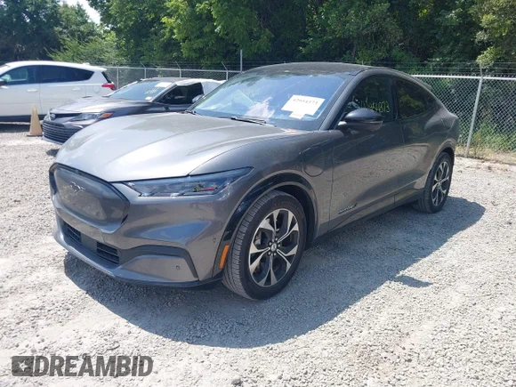 ✅ 2021 Ford Mustang Mach-E Premium • VIN: 3FMTK3R70MMA21261 • Lot: 42954373. Wystawiony na IAAI z przebiegiem 65 644 mil. Bezpłatny archiwum sprzedaży aukcyjnych z USA i szczegółowy raport historii pojazdu na DreamBid. Zdjęcie 2.