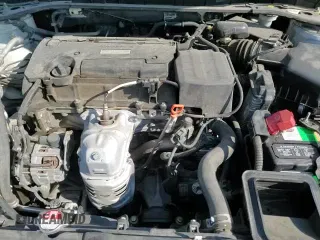 ✅ 2017 Honda Accord Sport • VIN: 1HGCR2F54HA196209 • Lot: 81218855. Wystawiony na Copart z przebiegiem 84 916 mil. Bezpłatny archiwum sprzedaży aukcyjnych z USA i szczegółowy raport historii pojazdu na DreamBid. Zdjęcie 15.