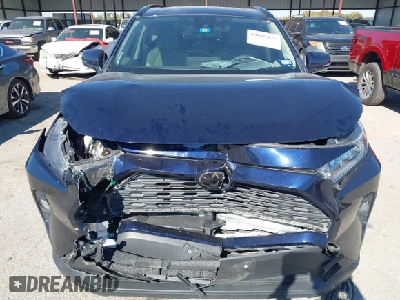 ✅ 2019 Toyota RAV4 XLE Premium • VIN: JTMC1RFV1KD024868 • Lot: 43609079. Wystawiony na IAAI z przebiegiem 67 945 mil. Bezpłatny archiwum sprzedaży aukcyjnych z USA i szczegółowy raport historii pojazdu na DreamBid. Zdjęcie 6.
