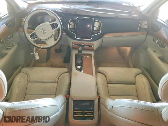 ✅ 2016 Volvo XC90 T6 Inscription • VIN: YV4A22PL3G1036230 • Lot: 46633976. Wystawiony na Copart z przebiegiem 112 399 mil. Bezpłatny archiwum sprzedaży aukcyjnych z USA i szczegółowy raport historii pojazdu na DreamBid. Zdjęcie 8.