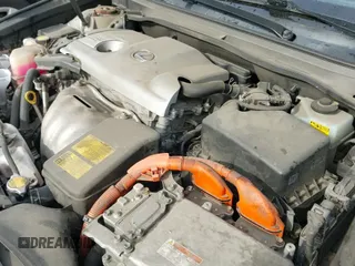 ✅ 2013 Lexus ES 300h • VIN: JTHBW1GG2D2015690 • Lot: 43653405. Wystawiony na IAAI z przebiegiem 147 246 mil. Bezpłatny archiwum sprzedaży aukcyjnych z USA i szczegółowy raport historii pojazdu na DreamBid. Zdjęcie 19.