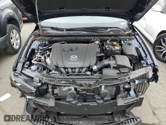 ✅ 2022 Mazda 3 S • VIN: JM1BPAAL0N1506562 • Лот: 70712482. Опубліковано раніше на Copart з пробігом 7 410 миль. Безкоштовний доступ до архіву аукціонних продажів зі США та докладний звіт про історію автомобіля на DreamBid. Зображення 11.