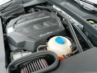 ✅ 2017 Porsche Macan Turbo • VIN: WP1AF2A54HLB61081 • Lot: 42243168. Listed on IAAI with 51,178 mi. Free auction sales archive from the USA and detailed vehicle history report at DreamBid. Image 19.