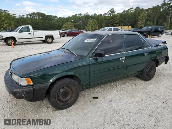 ✅ 1988 Toyota Camry • VIN: JT2SV24E3J3190493 • Lot: 87011045. Wystawiony na Copart z przebiegiem 201 057 mil. Bezpłatny archiwum sprzedaży aukcyjnych z USA i szczegółowy raport historii pojazdu na DreamBid. Zdjęcie 1.