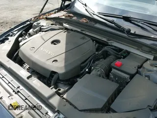 ✅ 2019 Volvo V60 • VIN: YV1A22SL7K2325537 • Лот: 41857970. Опубликован ранее на IAAI с пробегом 68 274 миль. Бесплатный доступ к архиву аукционных продаж из США и подробный отчёт об истории автомобиля на DreamBid. Изображение 20.