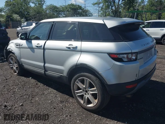 ✅ 2013 Land Rover Range Rover Evoque Pure • VIN: SALVN2BG3DH733950 • Lot: 45383510. Wystawiony na IAAI z przebiegiem 146 147 mil. Bezpłatny archiwum sprzedaży aukcyjnych z USA i szczegółowy raport historii pojazdu na DreamBid. Zdjęcie 3.