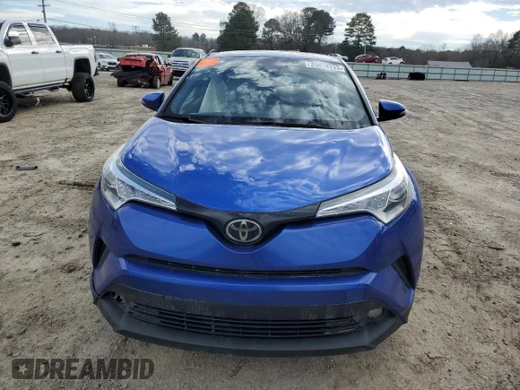 ✅ 2018 Toyota C-HR XLE • VIN: NMTKHMBX4JR037861 • Lot: 35878763. Wystawiony na Copart z przebiegiem 70 028 mil. Bezpłatny archiwum sprzedaży aukcyjnych z USA i szczegółowy raport historii pojazdu na DreamBid. Zdjęcie 5.
