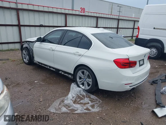 ✅ 2017 BMW 3 Series 330i • VIN: WBA8B9G36HNU54198 • Lot: 45199935. Listed on IAAI with 84,139 mi. Free auction sales archive from the USA and detailed vehicle history report at DreamBid. Image 3.