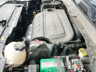 ✅ 2019 Jeep Compass Latitude • VIN: 3C4NJCBB6KT649553 • Lot: 43153941. Listed on IAAI with 60,136 mi. Free auction sales archive from the USA and detailed vehicle history report at DreamBid. Image 19.