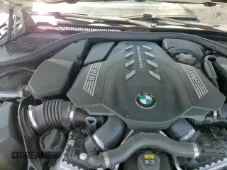 ✅ 2019 BMW 8 Series M850i xDrive • VIN: WBAFY4C57KBX38867 • Lot: 62778065. Wystawiony na Copart z przebiegiem 31 564 mil. Bezpłatny archiwum sprzedaży aukcyjnych z USA i szczegółowy raport historii pojazdu na DreamBid. Zdjęcie 15.