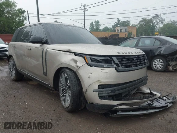 ✅ 2024 Land Rover Range Rover SE • VIN: SALKPBFU6RA240857 • Лот: 42424043. Опубліковано раніше на IAAI з пробігом 66 222 миль. Безкоштовний доступ до архіву аукціонних продажів зі США та докладний звіт про історію автомобіля на DreamBid. Зображення 1.