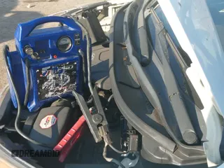 ✅ 2013 Kia Rio EX • VIN: KNADN5A30D6200188 • Lot: 43483118. Listed on IAAI with 171,430 mi. Free auction sales archive from the USA and detailed vehicle history report at DreamBid. Image 19.