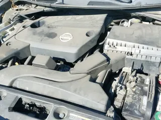 ✅ 2014 Nissan Altima SV • VIN: 1N4AL3AP6EC141689 • Lot: 43650382. Listed on IAAI with 105,305 mi. Free auction sales archive from the USA and detailed vehicle history report at DreamBid. Image 12.