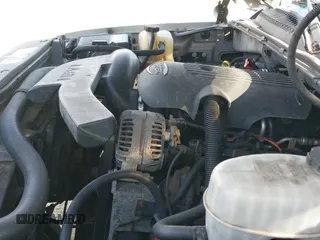 ✅ 2005 Chevrolet Suburban LT • VIN: 3GNFK16Z05G287480 • Лот: 41659940. Опубликован ранее на IAAI с пробегом 223 673 миль. Бесплатный доступ к архиву аукционных продаж из США и подробный отчёт об истории автомобиля на DreamBid. Изображение 12.