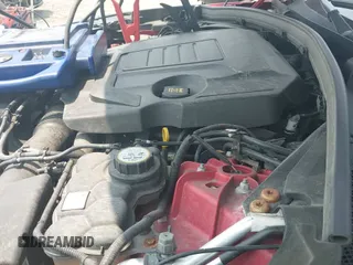 ✅ 2019 Land Rover Range Rover Velar R-Dynamic SE • VIN: SALYL2EXXKA217539 • Lot: 42401256. Wystawiony na IAAI z przebiegiem 62 348 mil. Bezpłatny archiwum sprzedaży aukcyjnych z USA i szczegółowy raport historii pojazdu na DreamBid. Zdjęcie 19.