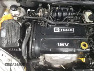 2008 Chevrolet Aveo LS z VIN KL1TD56648B050756, wystawiony jako Copart lot #85865394 z przebiegiem 108 033 mil mil oraz Szkoda całkowita • Salvage title. Historia ofert i sprzedaży dostępna na DreamBid. Obrazek 13.