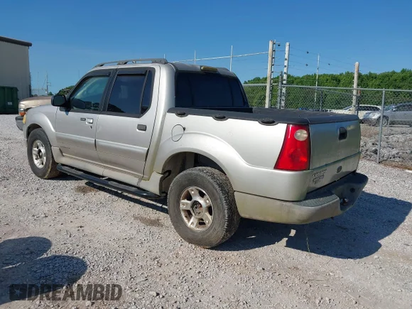✅ 2002 Ford Explorer Sport Trac Value • VIN: 1FMZU67E02UD73532 • Лот: 45283962. Опубликован ранее на IAAI с пробегом 272 858 миль. Бесплатный доступ к архиву аукционных продаж из США и подробный отчёт об истории автомобиля на DreamBid. Изображение 3.