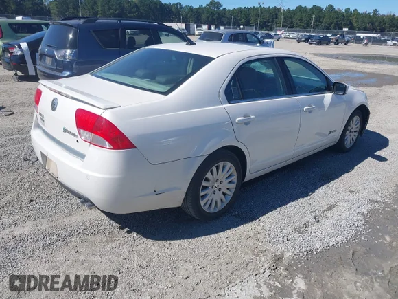 ✅ 2010 Mercury Milan Hybrid • VIN: 3MEDM0L36AR624445 • Лот: 43483974. Опубліковано раніше на IAAI з пробігом 101 557 миль. Безкоштовний доступ до архіву аукціонних продажів зі США та докладний звіт про історію автомобіля на DreamBid. Зображення 4.