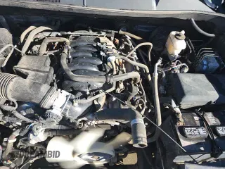 ✅ 2020 Toyota Tundra SR5 • VIN: 5TFUY5F14LX900452 • Lot: 90119665. Listed on Copart with 104,669 mi. Free auction sales archive from the USA and detailed vehicle history report at DreamBid. Image 16.