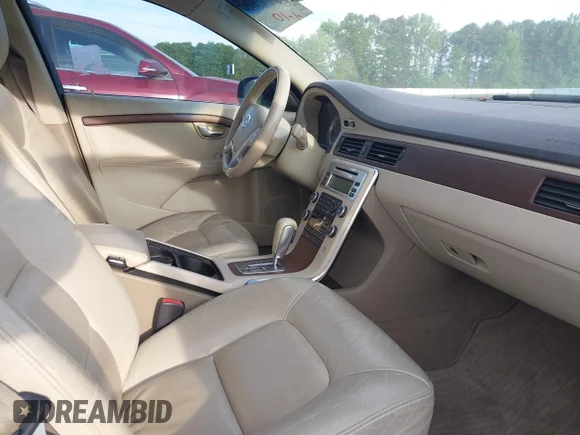 ✅ 2011 Volvo S80 3.2L • VIN: YV1952AS7B1135035 • Lot: 44847503. Listed on IAAI with 186,798 mi. Free auction sales archive from the USA and detailed vehicle history report at DreamBid. Image 5.
