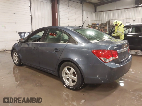 ✅ 2014 Chevrolet Cruze 1LT • VIN: 1G1PC5SB6E7180920 • Lot: 44066561. Wystawiony na IAAI z przebiegiem 122 930 mil. Bezpłatny archiwum sprzedaży aukcyjnych z USA i szczegółowy raport historii pojazdu na DreamBid. Zdjęcie 3.